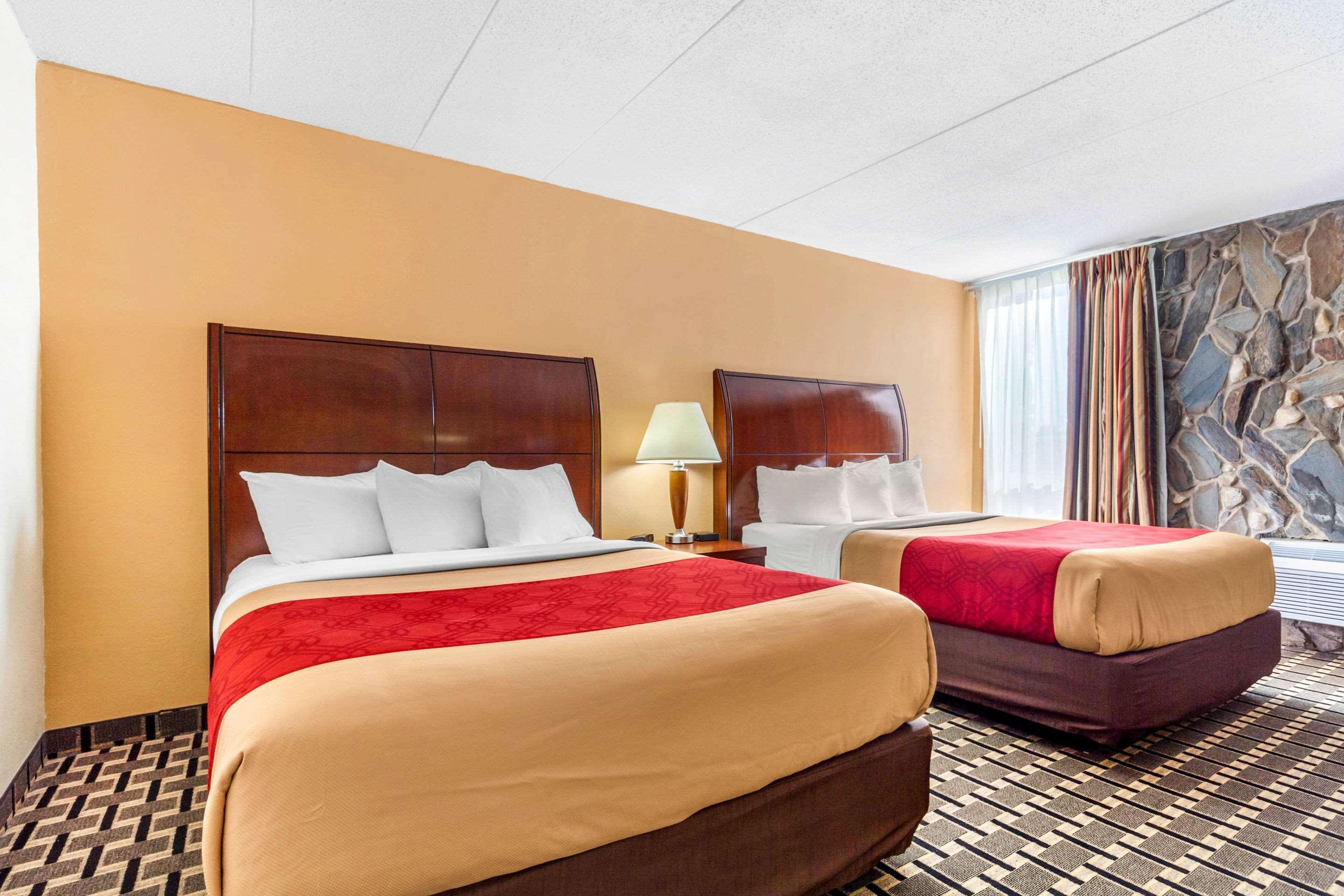 Econo Lodge Inn & Suites Brookings Eksteriør bilde