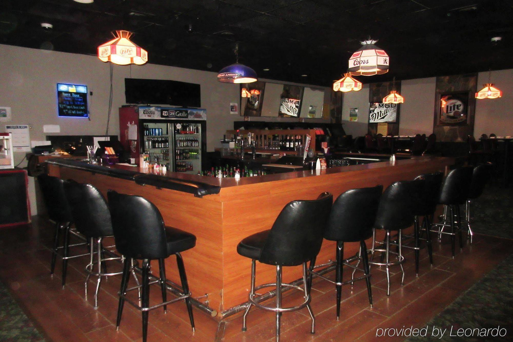 Econo Lodge Inn & Suites Brookings Eksteriør bilde